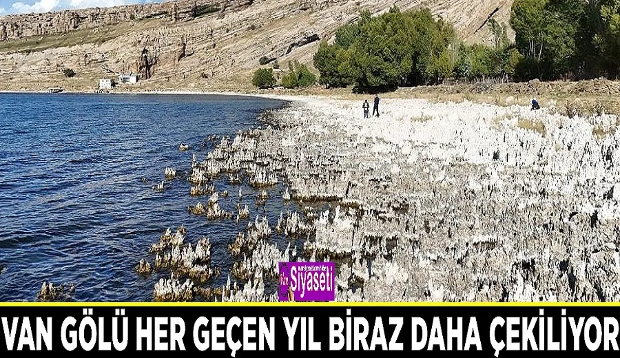 Van Gölü her geçen yıl biraz daha çekiliyor