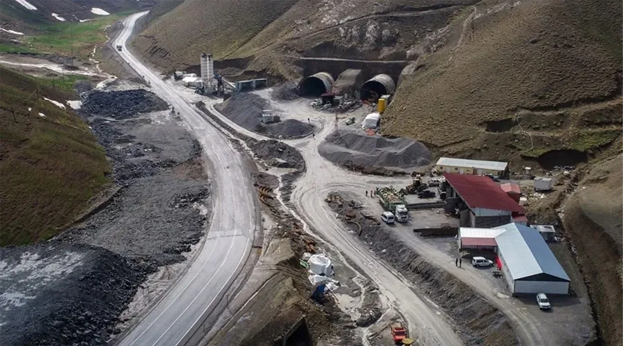 Uzun Bekleyiş Sona Erdi: Van - Başkale Güzeldere Tüneli Cuma Günü Açılıyor!