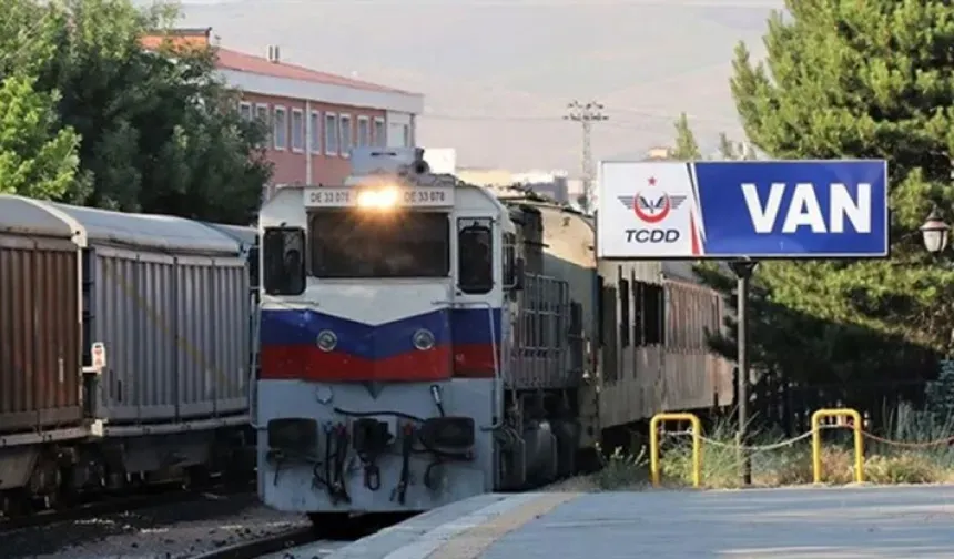 Van-Tahran tren seferleri heyecanlandırdı