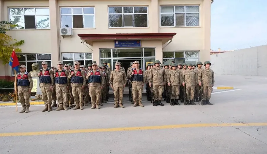 Tuğgeneral Avkıran’dan jandarma birliklerine moral ziyareti