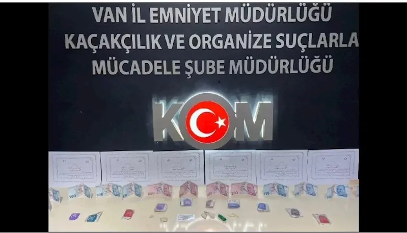 Van’da Büyücülükle Usulsüz Tedavi Yapan Bir Kişi Yakalandı