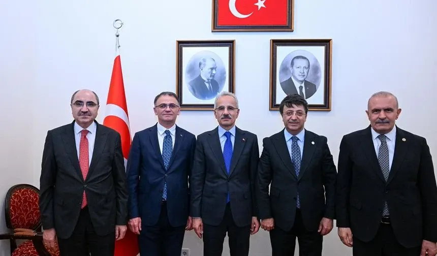 Van heyetinden, bakanlara ziyaret…