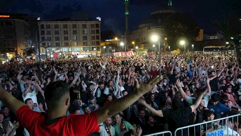 Elazığspor Vanspor maçı yarıda kaldı! Van