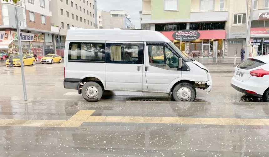 Kentte Ulaşım Krizi Van Halkı Çözüm Bekliyor