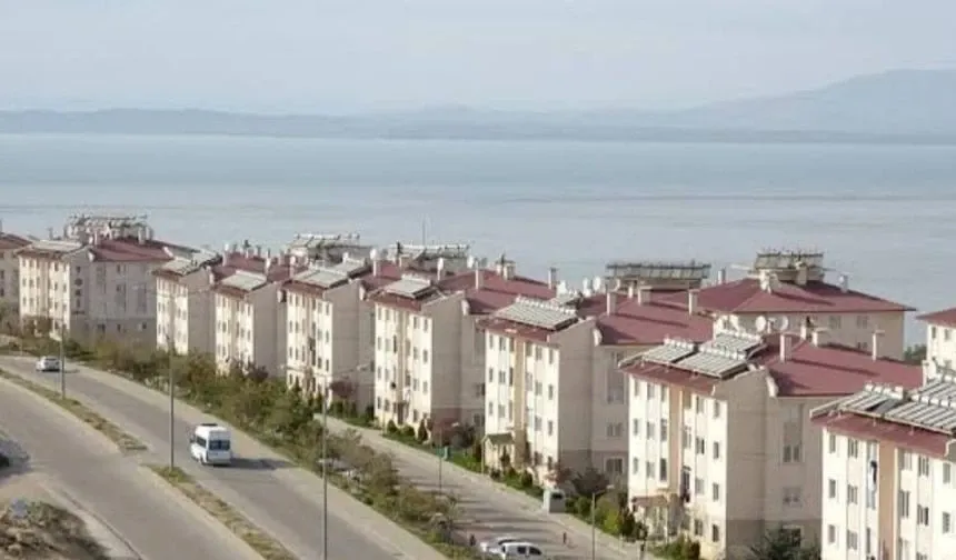 Van’da 574 Aileye TOKİ Sevinci: Konutlar Hak Sahiplerine Teslim Ediliyor