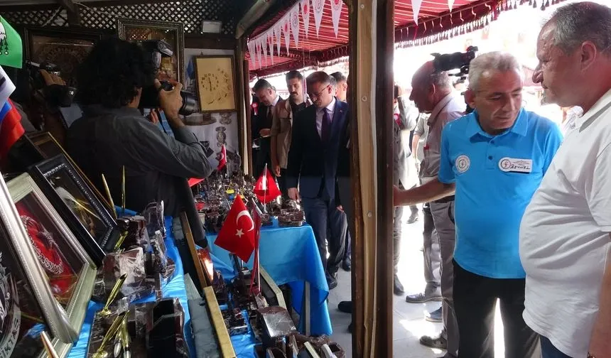 Van’da İlk Kez Düzenlenen İşyurtları Ürün ve El Sanatları Fuarı Kapılarını Açtı