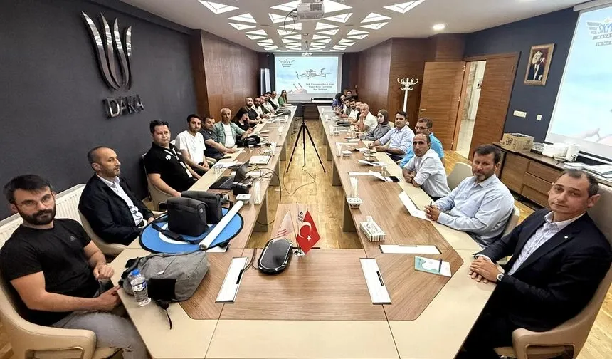 Van’da Gazetecilere Drone Eğitimi Verildi