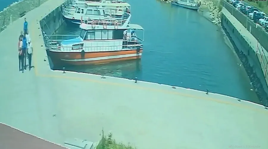 Van Polisinden Bir Kahramanlık Hikayesi: 11 Aylık Minik Meva Güvenli Ellerde