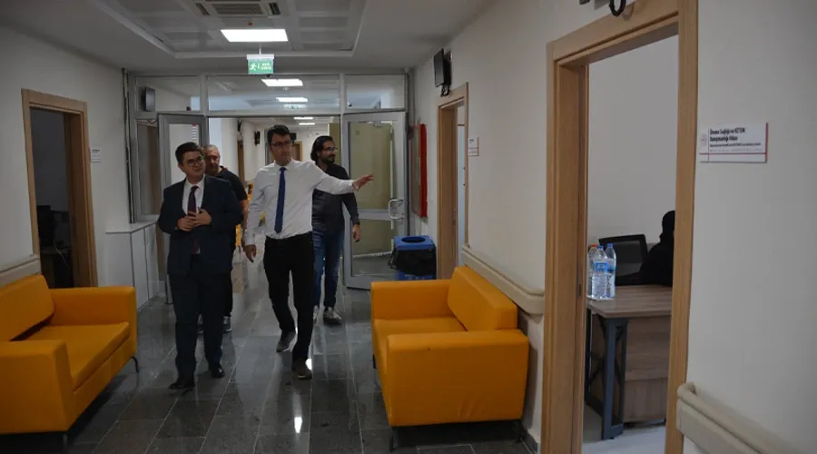  Edremit Kaymakamı Özdemir