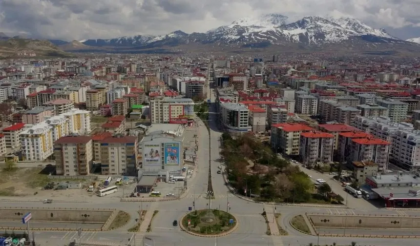 Van’da Sıcaklık 34 Dereceyi Bulacak